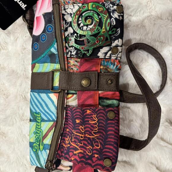 Desigual “la vida es chula”….which pretty much translates to life is cool. - Picture 4 of 8